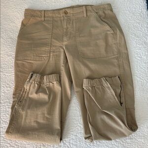 Banana Republic lightweight, cotton utility, cargo joggers.